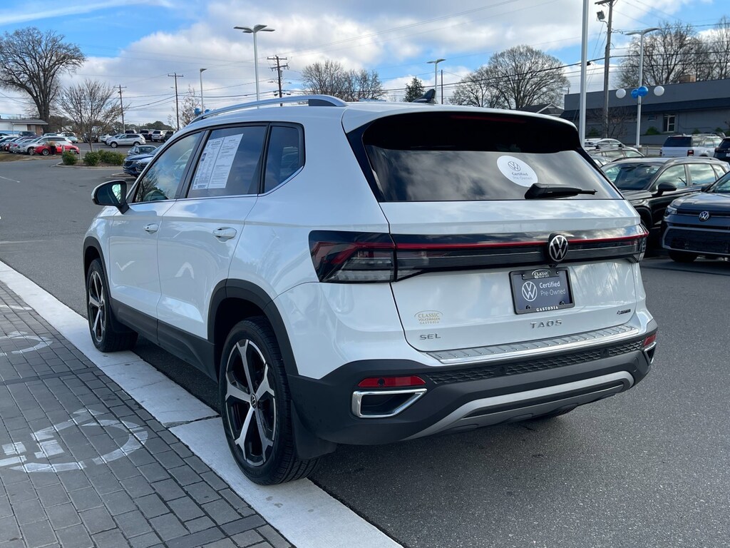 Certified 2025 Volkswagen Taos SEL SEL 4MOTION