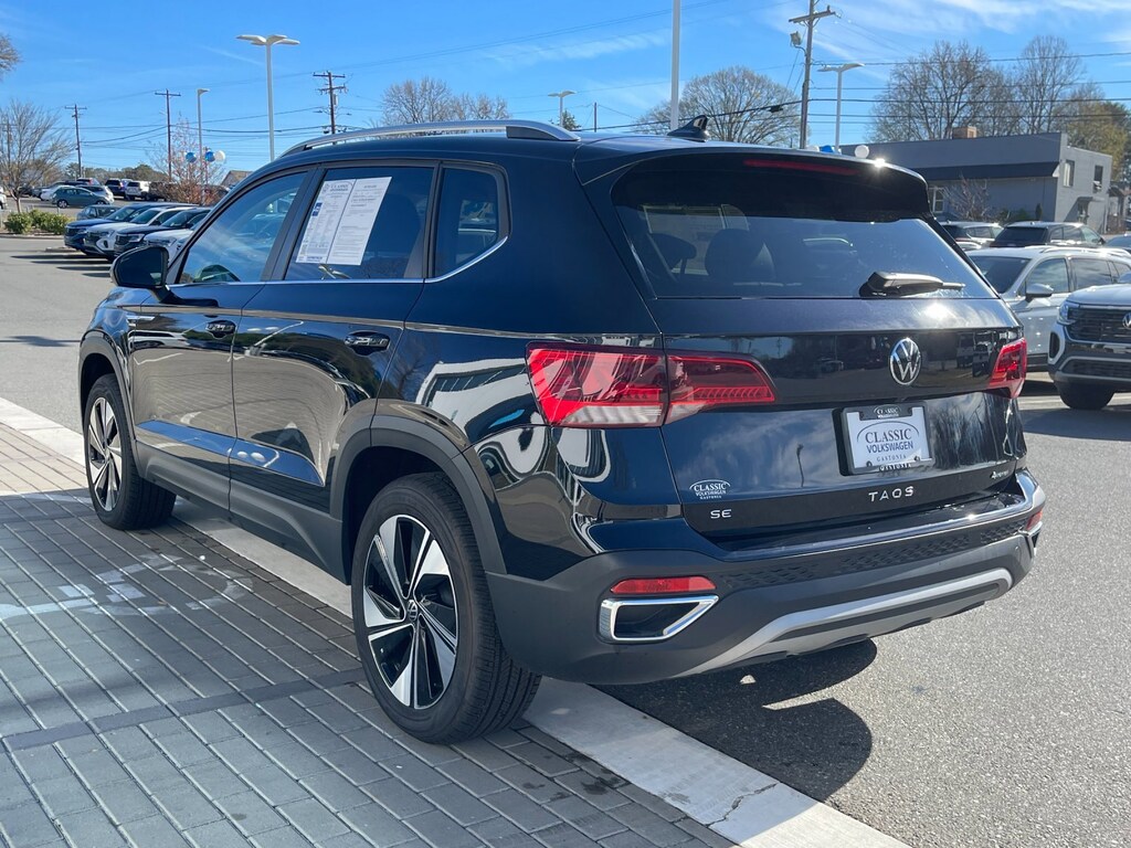 Certified 2024 Volkswagen Taos SE SE 4MOTION