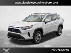2025 Toyota RAV4 XLE Premium XLE Premium FWD