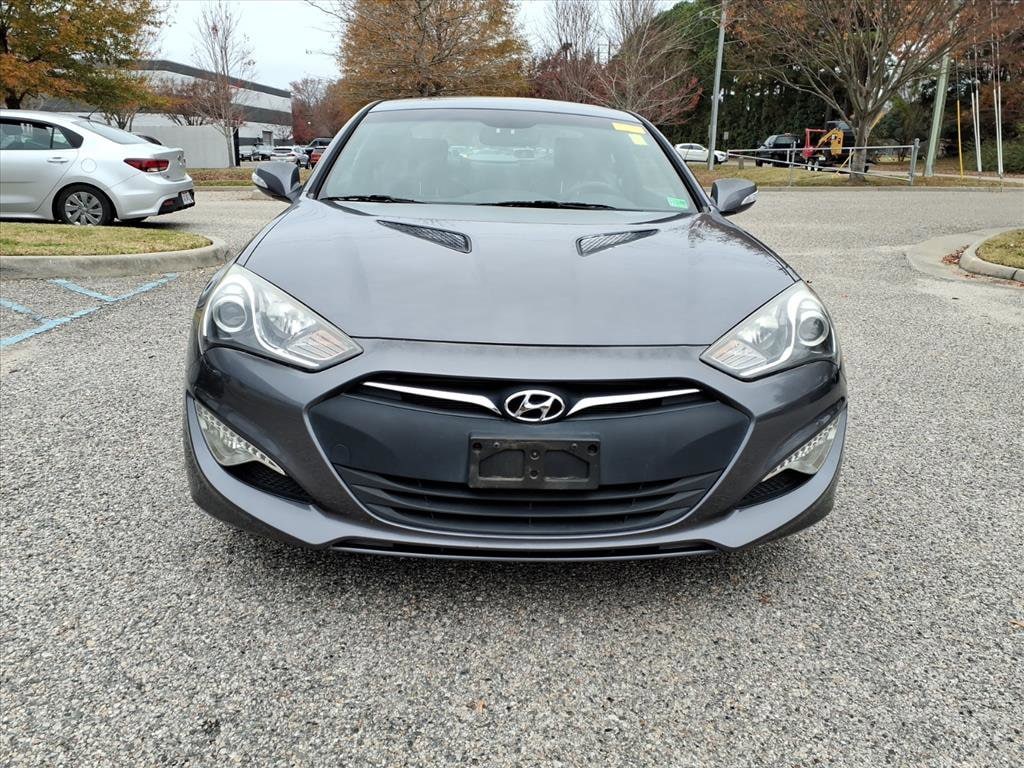 Used 2015 Hyundai Genesis Coupe 3.8L R-Spec 3.8L Man R-Spec