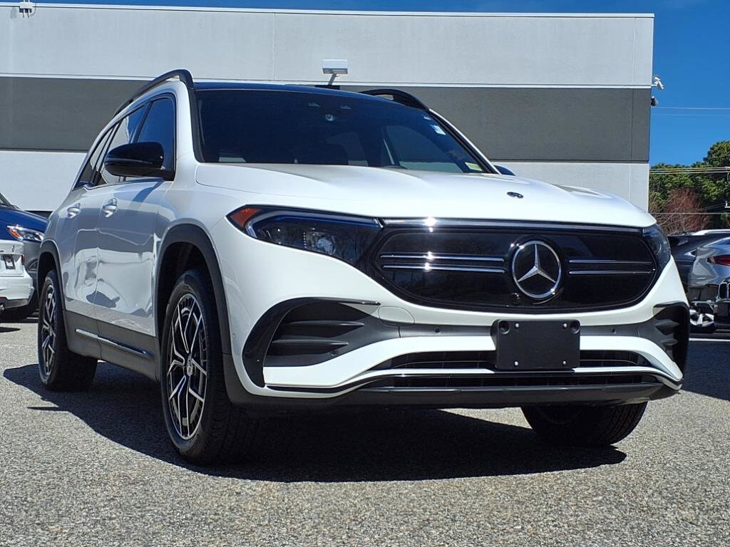 2023 Mercedes Benz EQB 350 4MATIC photo 2