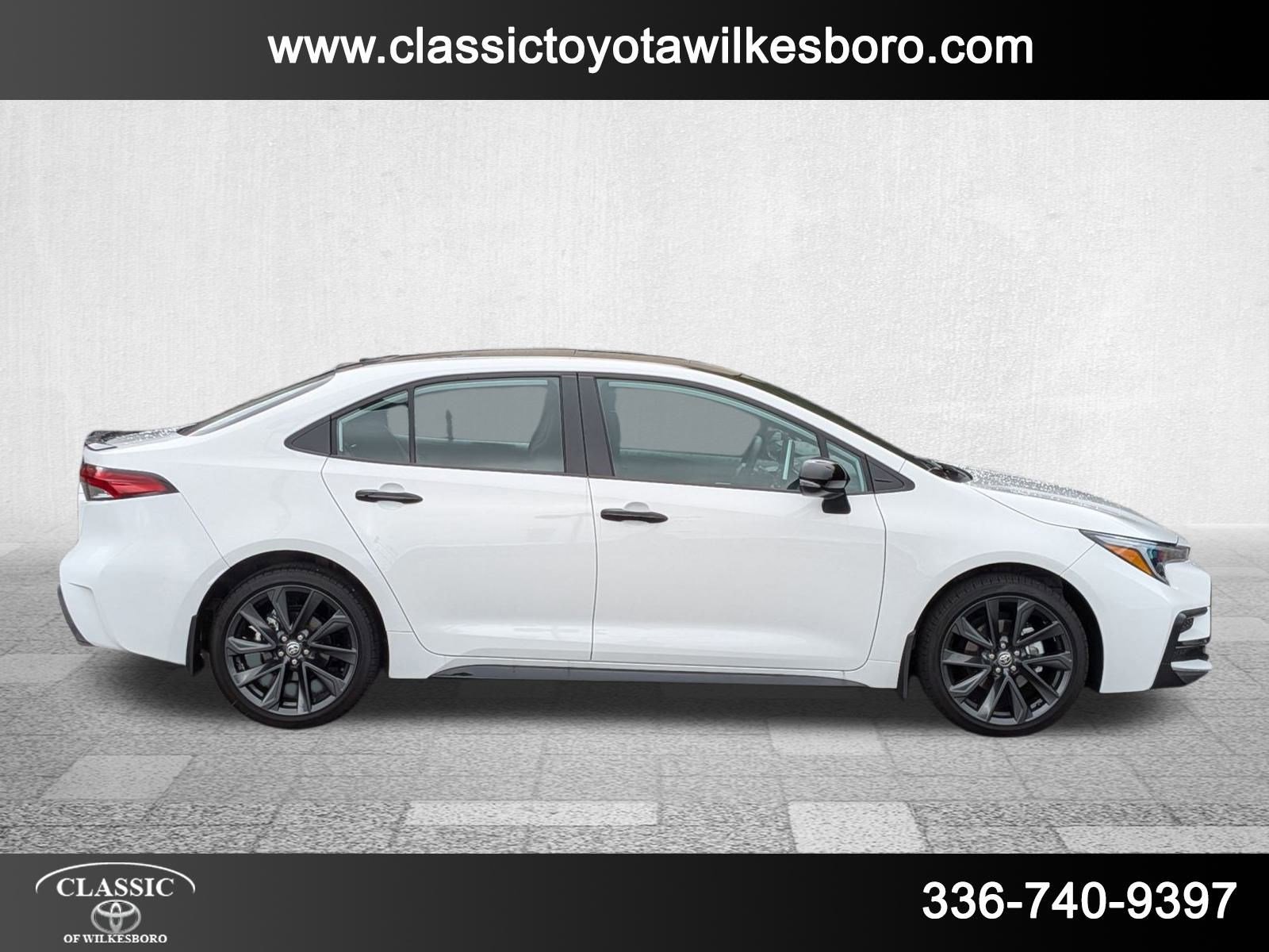 2025 Toyota Corolla XSE photo 4