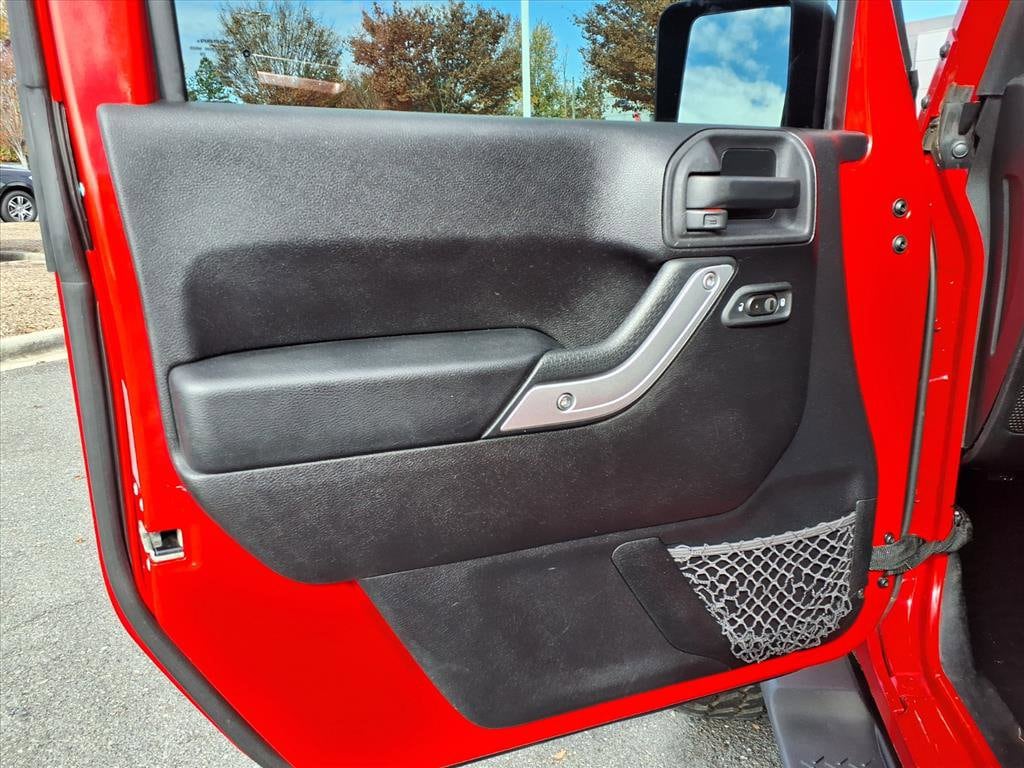 Used 2015 Jeep Wrangler Unlimited Sahara 4WD Sahara