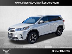 2019 Toyota Highlander LE LE V6 AWD