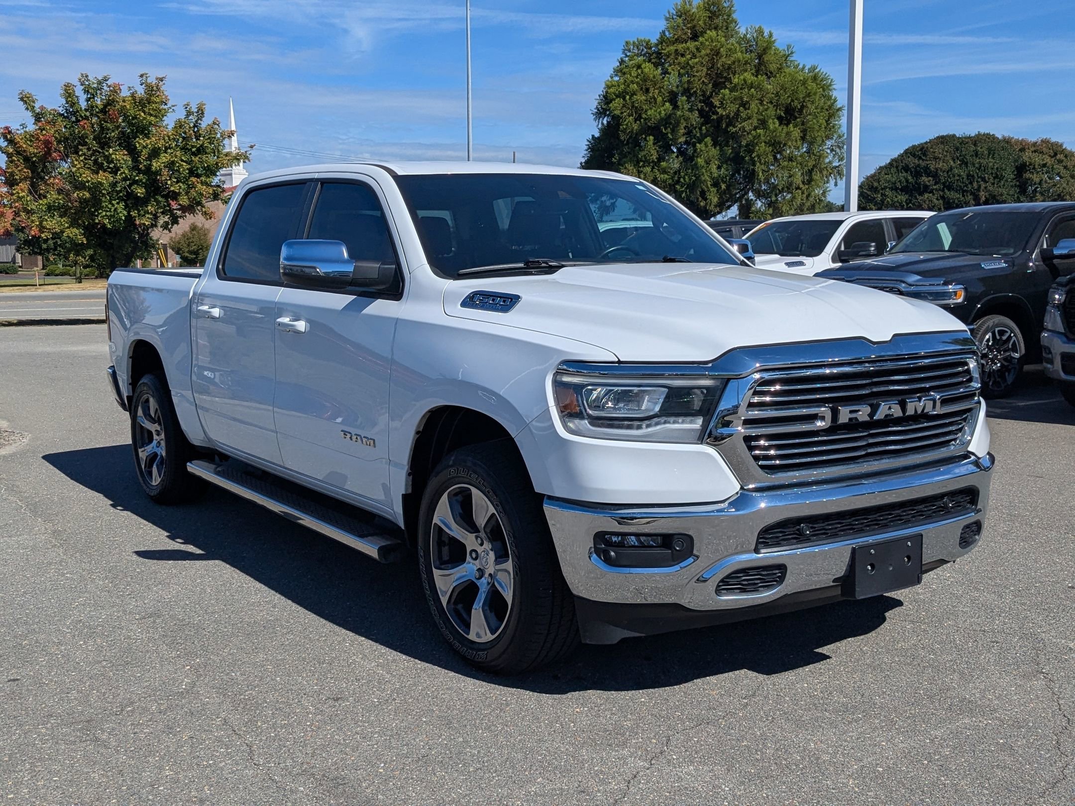 2023 Ram 1500 Laramie photo 3