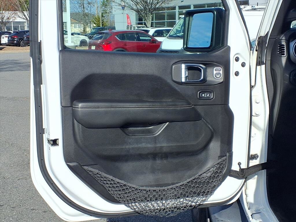 Used 2019 Jeep Wrangler Unlimited Sahara Sahara 4x4