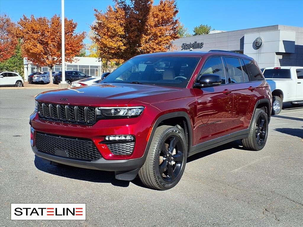 Used 2023 Jeep Grand Cherokee Limited Limited 4x2