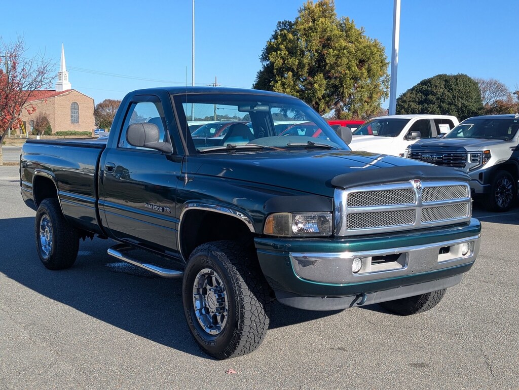 Used 1999 Dodge Ram 2500 Reg Cab 135 WB HD 4WD