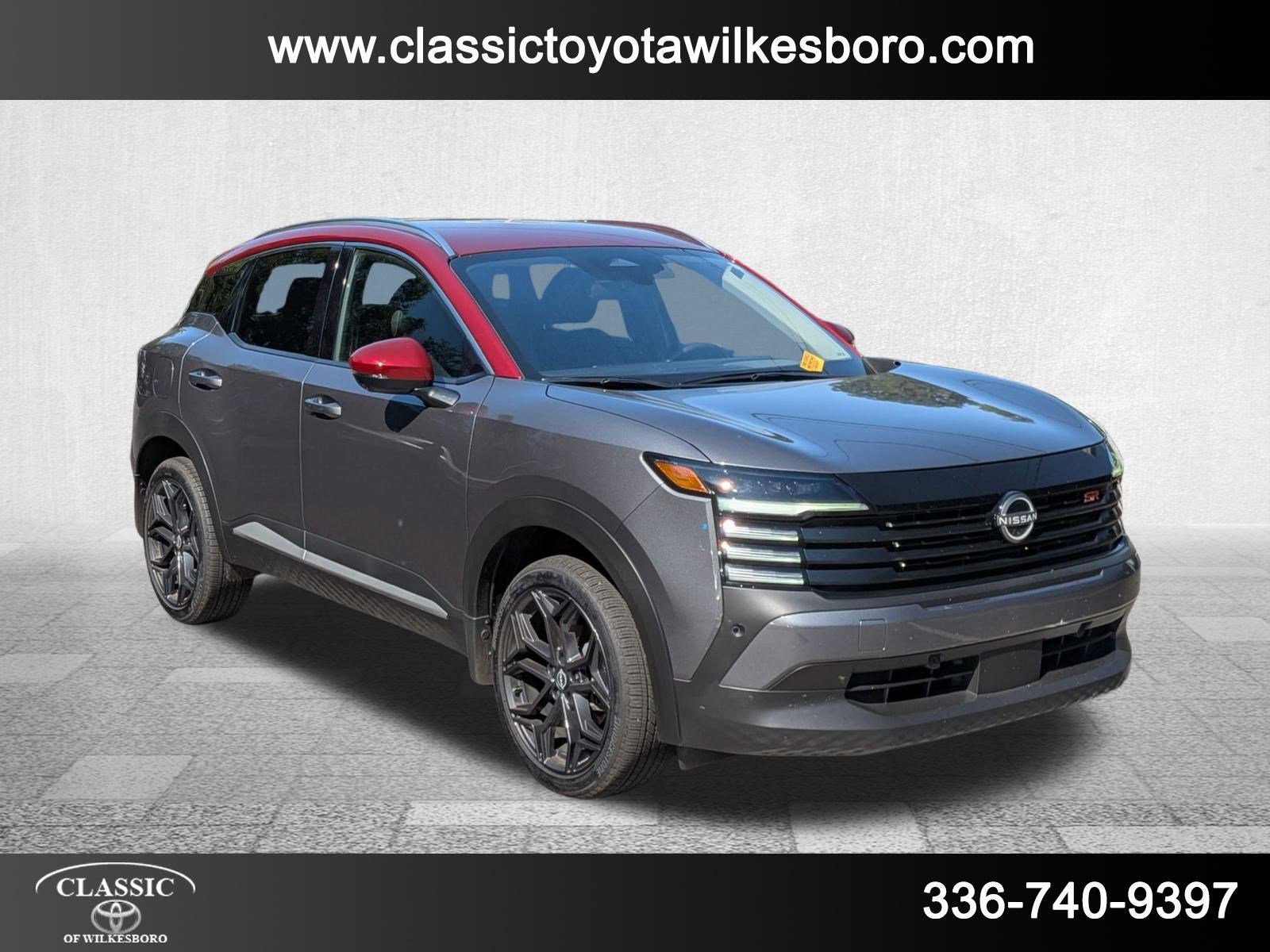 2025 Nissan Kicks SR photo 3