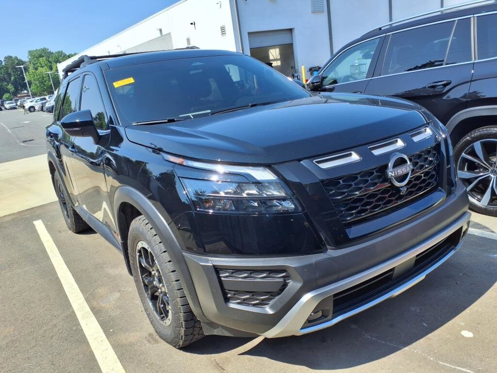 2024 Nissan Pathfinder Rock Creek photo 3