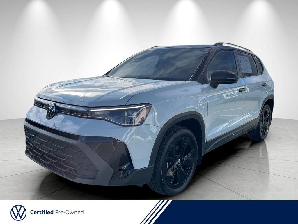 Certified 2025 Volkswagen Taos SE Black SE Black FWD