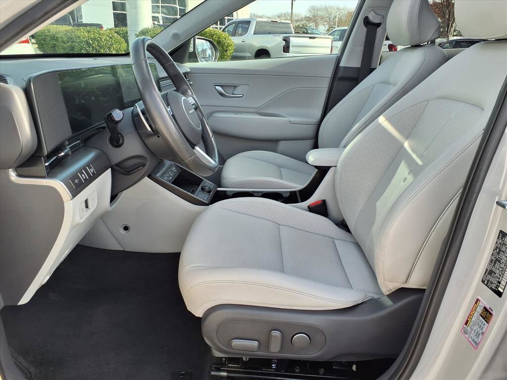 Used 2024 Hyundai Kona Limited Limited FWD