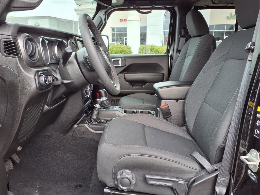 Used 2023 Jeep Gladiator Sport S Sport S 4x4