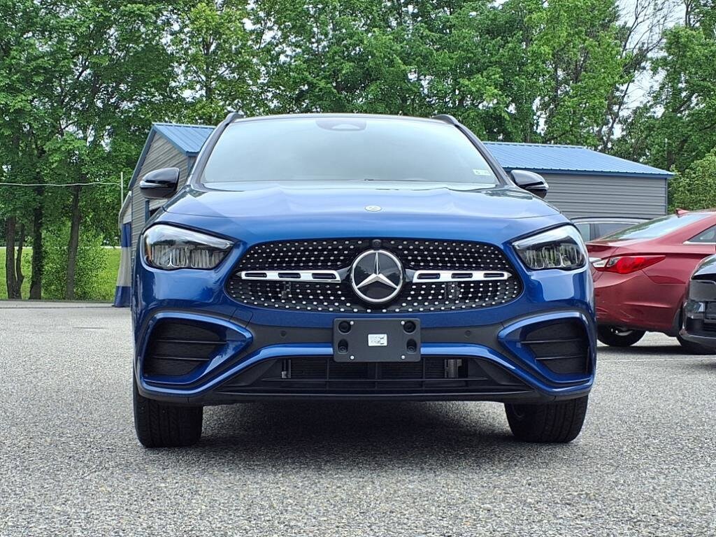 2024 Mercedes Benz GLA 250 4MATIC photo 3