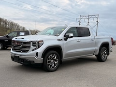 2022 GMC Sierra 1500 SLT 4WD Crew Cab 147 SLT