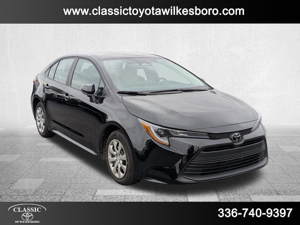 Used 2025 Toyota Corolla LE LE CVT