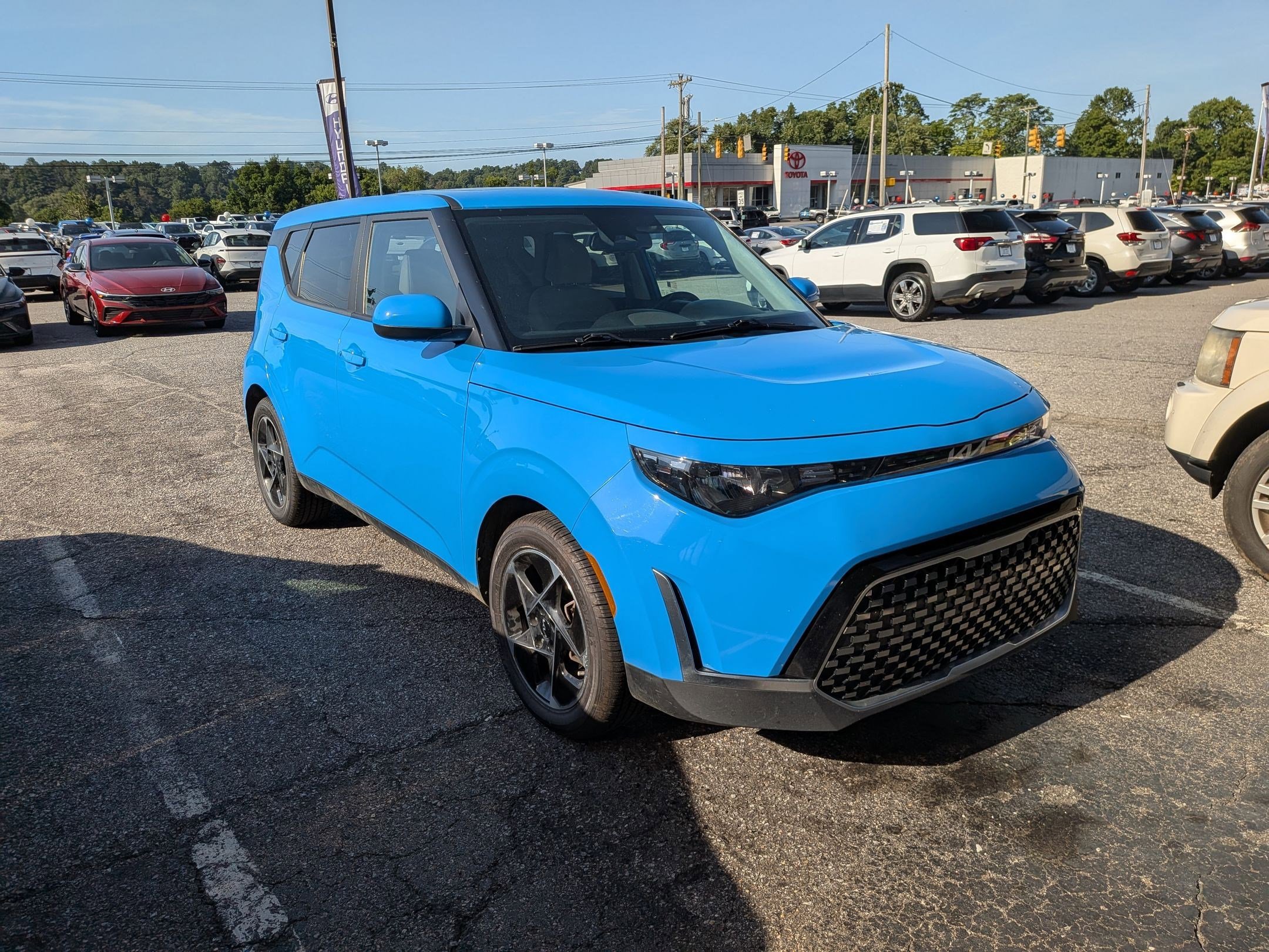 2024 Kia Soul EX photo 3