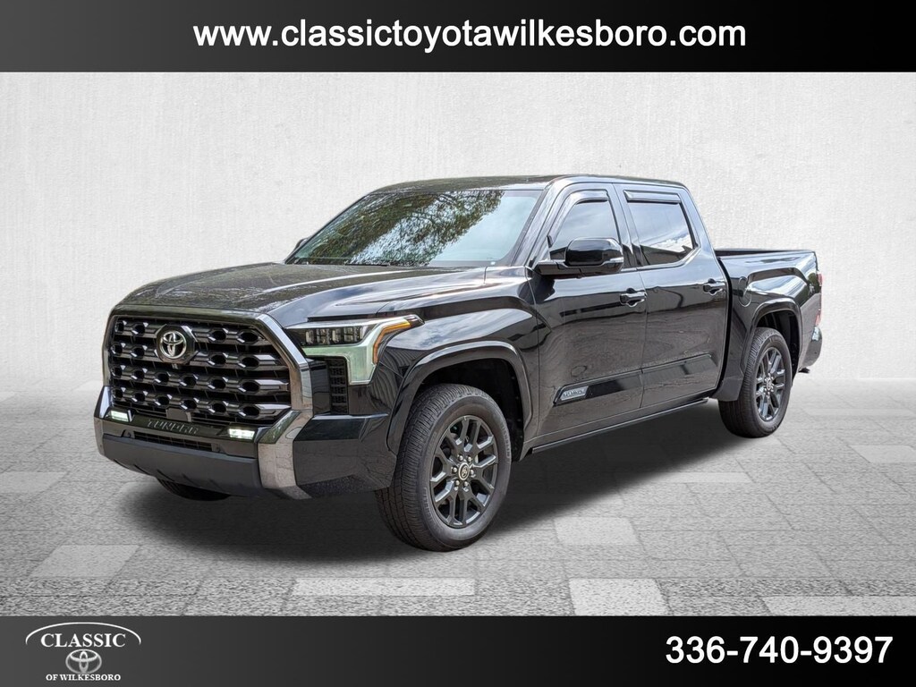 Used 2022 Toyota Tundra 4WD Platinum Platinum CrewMax 5.5 Bed
