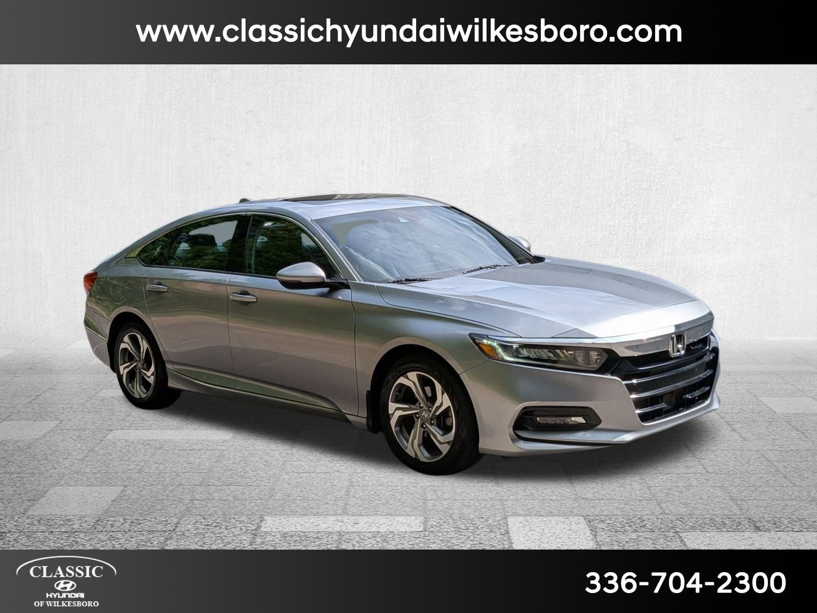 2019 Honda Accord EX-L 1.5T photo 3