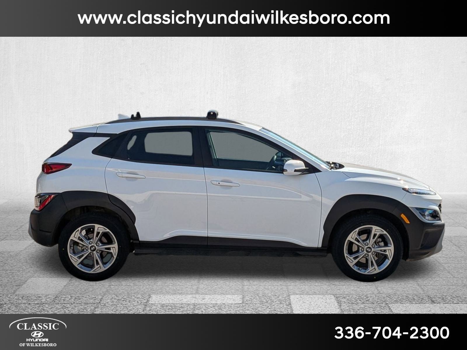 2023 Hyundai Kona SEL photo 3