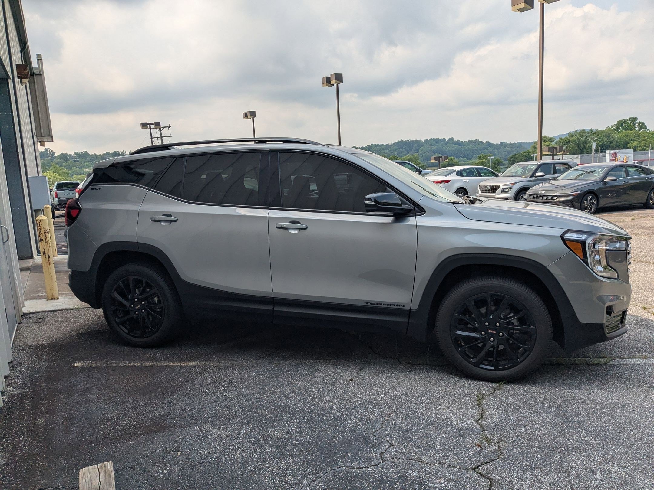2024 Gmc Terrain SLT photo 4