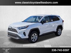 2025 Toyota RAV4 LE LE FWD