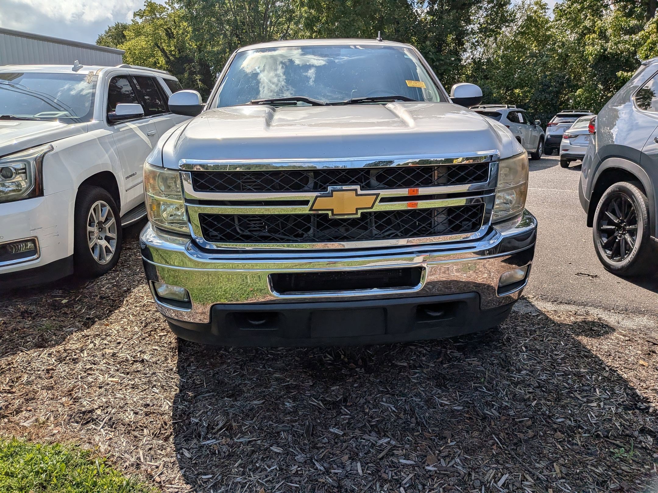 2014 Chevrolet Silverado 2500HD LTZ photo 2