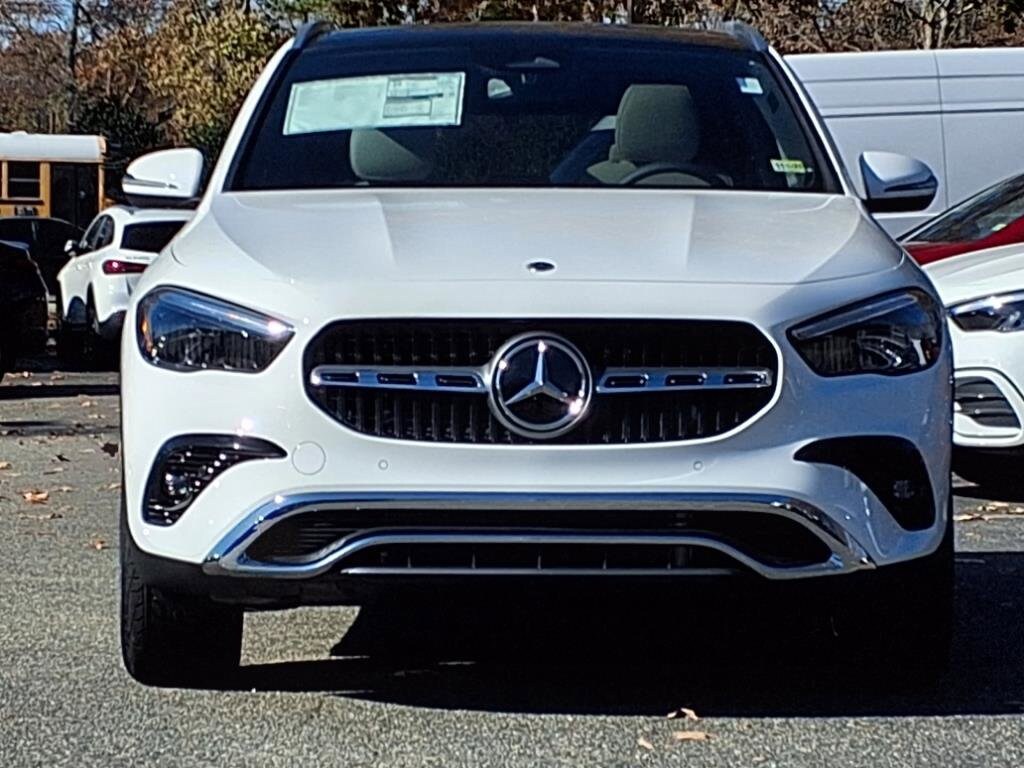 2025 Mercedes Benz GLA 250 4MATIC photo 3