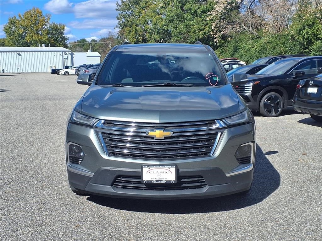 Used 2023 Chevrolet Traverse LT Cloth AWD  LT Cloth w/1LT