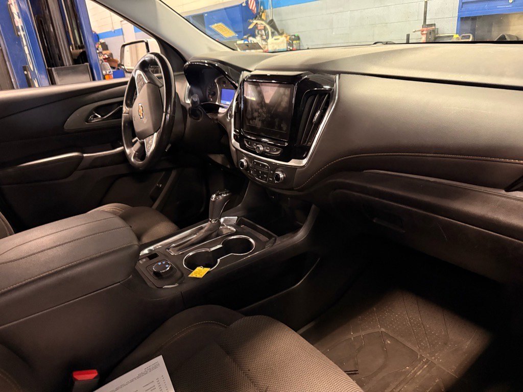 2020 Chevrolet Traverse Cloth 1LT photo 3