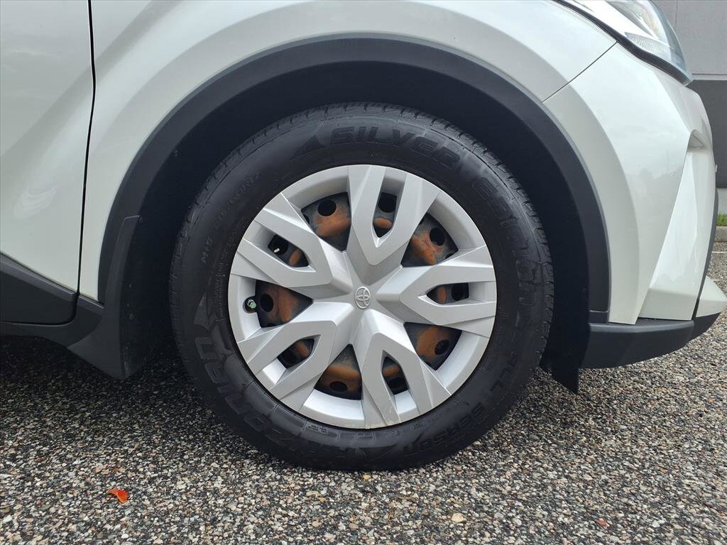 Used 2021 Toyota C-HR LE LE FWD