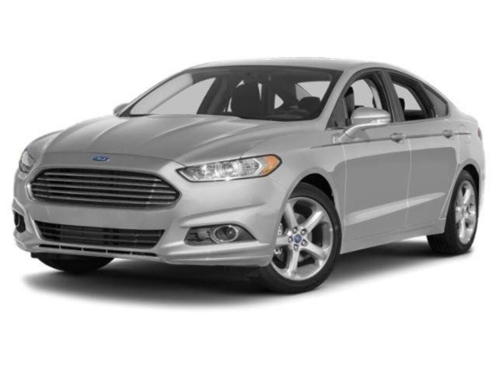 Used 2015 Ford Fusion SE Sedan