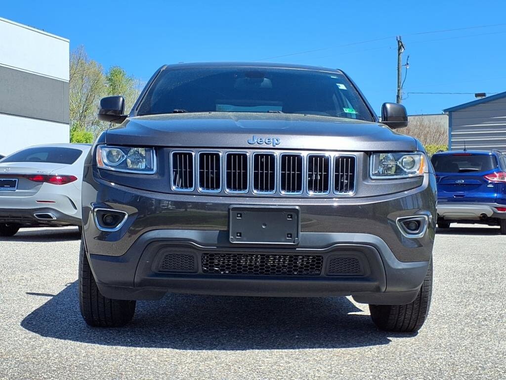 2016 Jeep Grand Cherokee Laredo photo 3