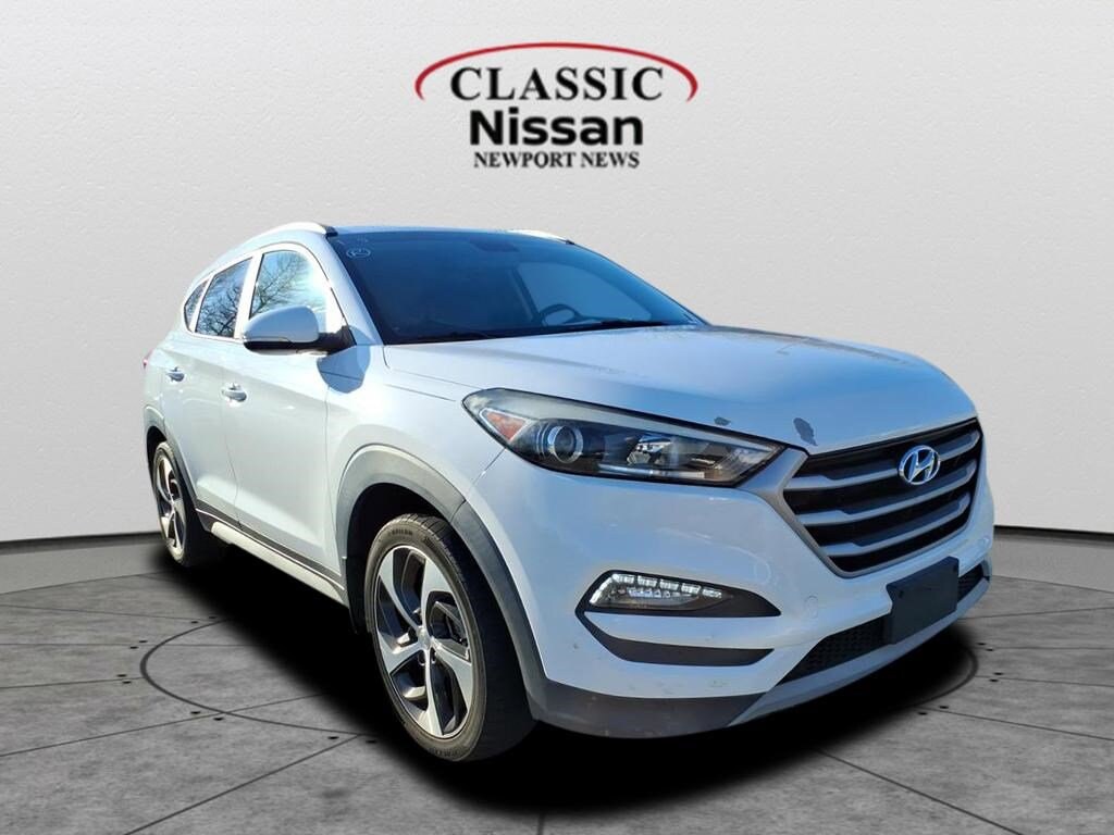 Used 2018 Hyundai Tucson Sport Sport FWD