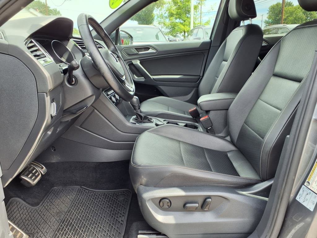 Used 2021 Volkswagen Tiguan SE R-Line Black 2.0T SE R-Line Black 4MOTION