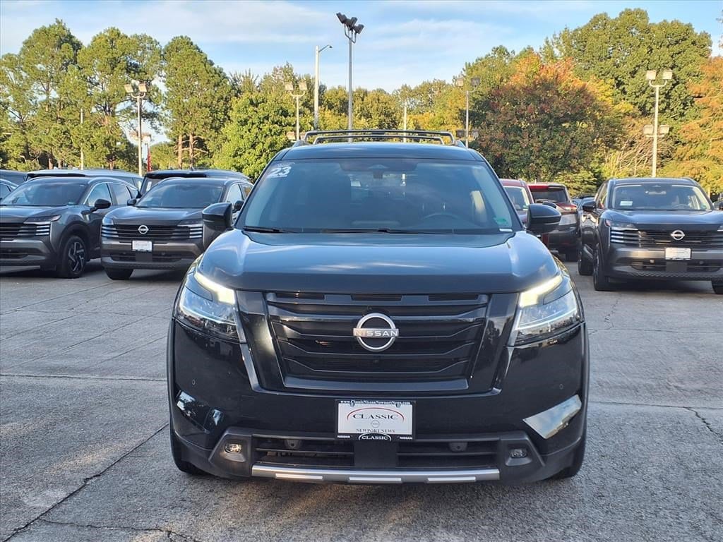 Used 2023 Nissan Pathfinder SL SL 4WD