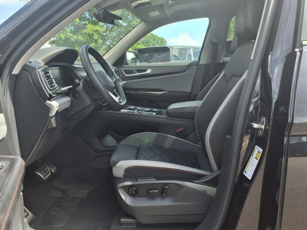 Certified 2024 Volkswagen Atlas 2.0T Peak Edition SEL 2.0T Peak Edition SEL 4MOTION
