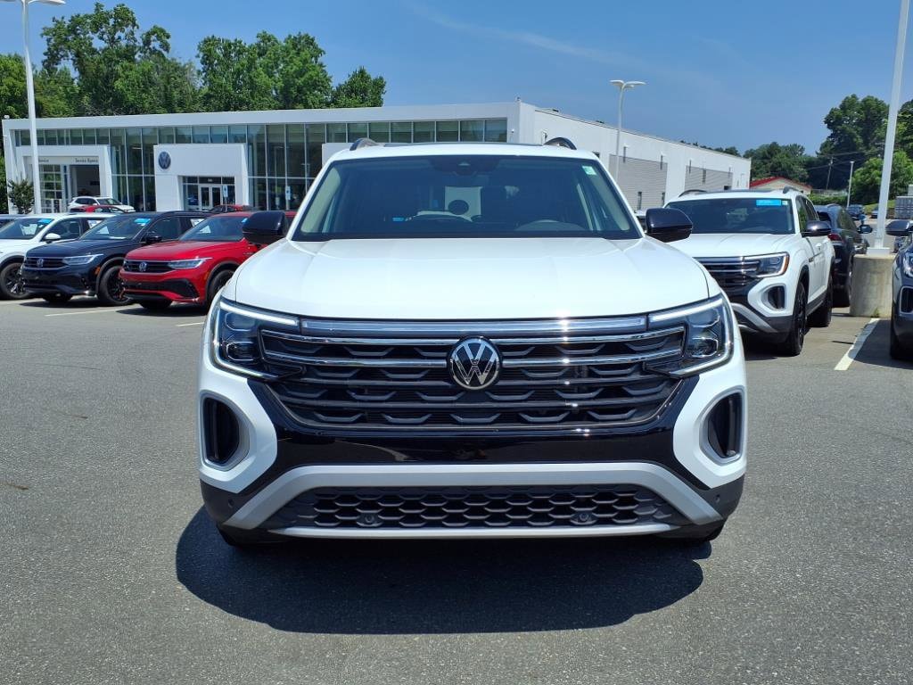 Certified 2025 Volkswagen Atlas 2.0T Peak Edition 2.0T Peak Edition 4MOTION