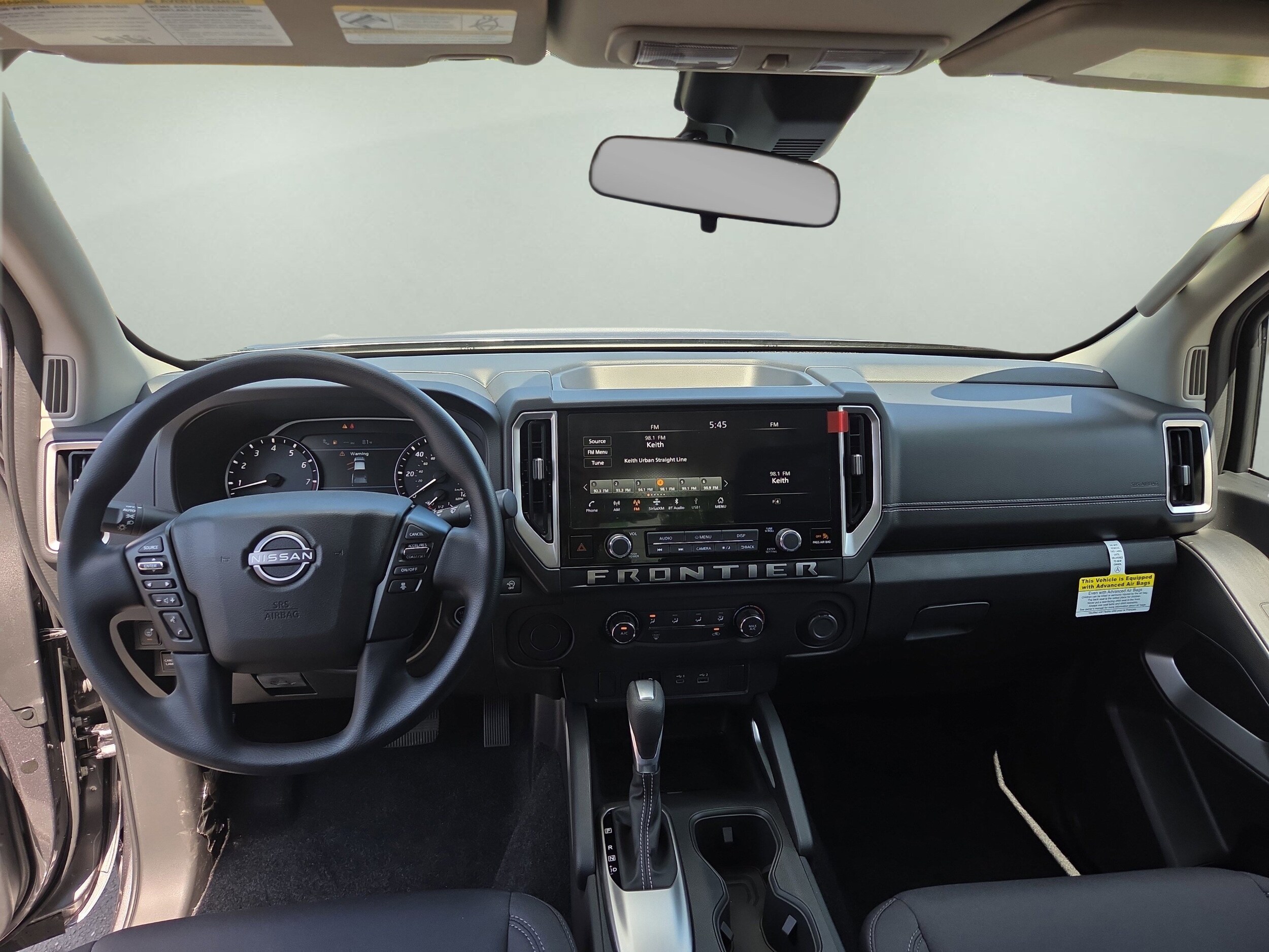 2025 Nissan Frontier King Cab SV photo 2