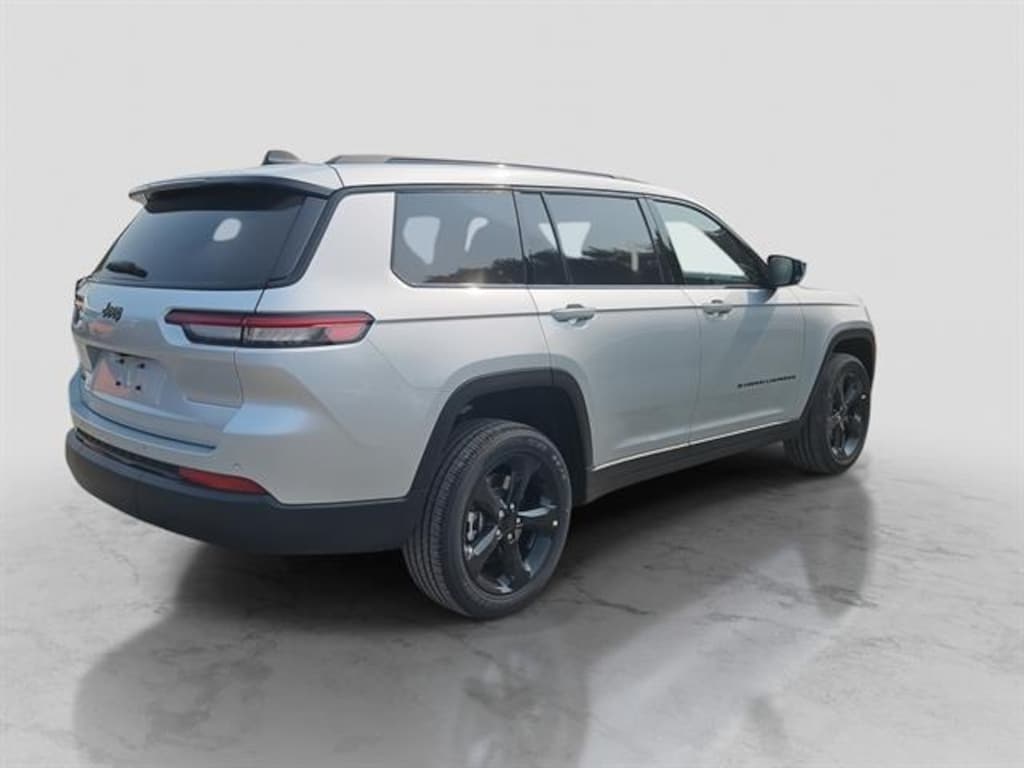 New 2025 Jeep Grand Cherokee L ALTITUDE X 4X4 Sport Utility