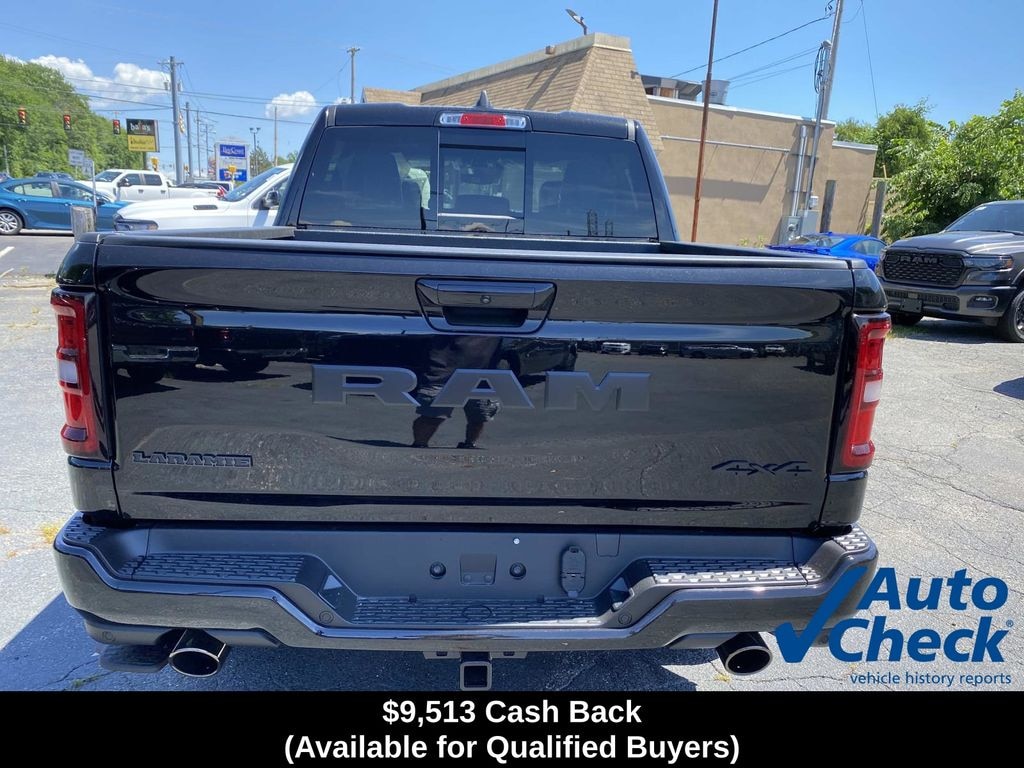 New 2026 Ram 1500 LARAMIE CREW CAB 4X4 5'7 BOX Pickup