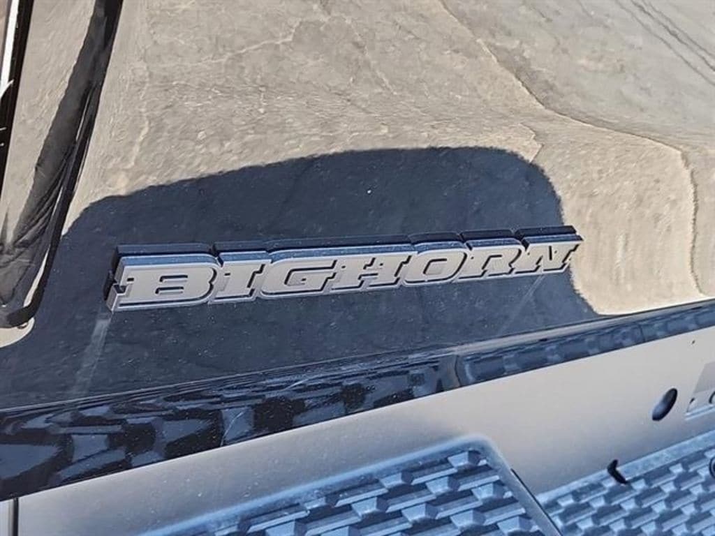 New 2025 Ram 1500 BIG HORN QUAD CAB 4X4 6'4 BOX Pickup
