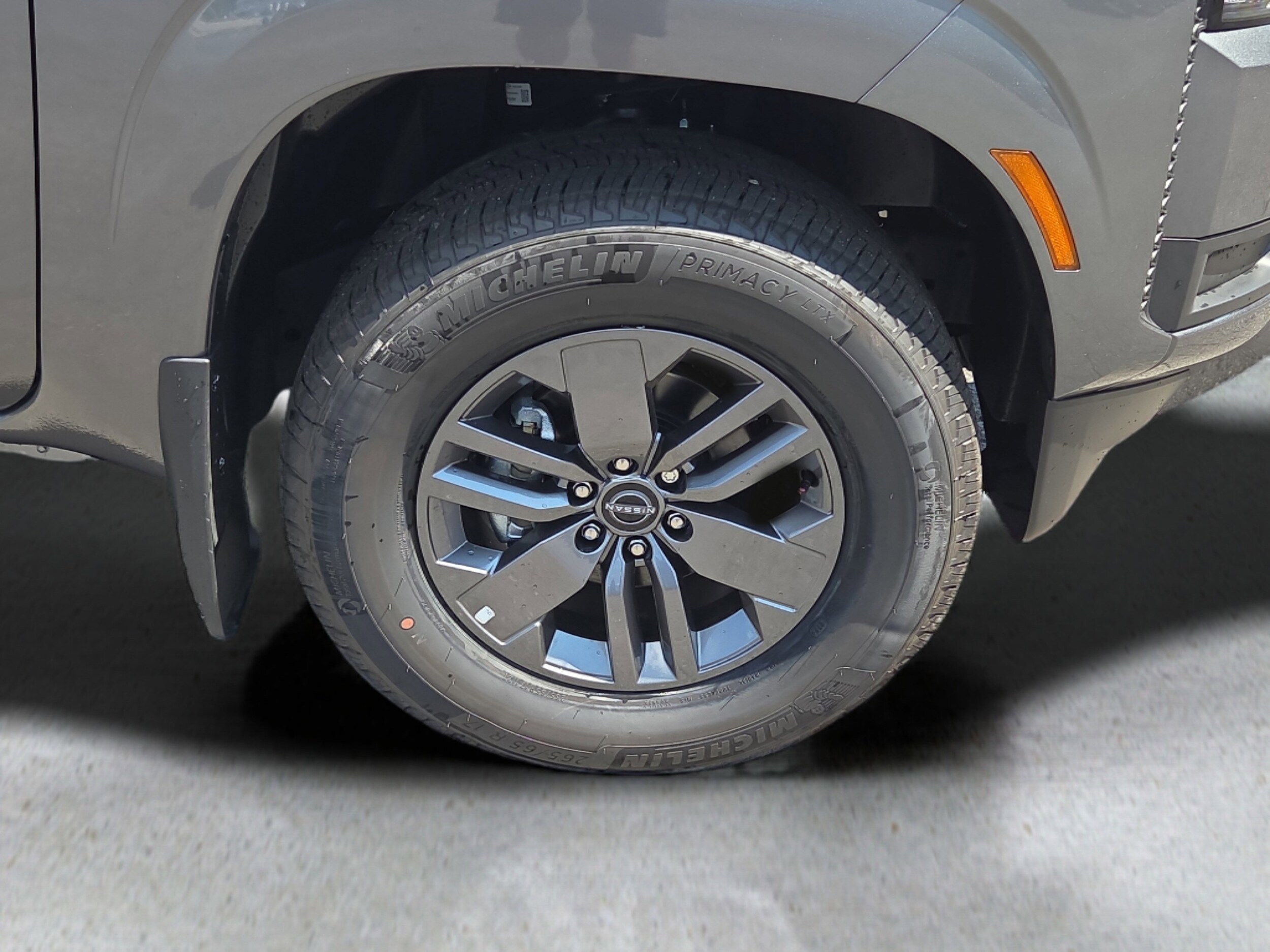 2025 Nissan Frontier King Cab SV photo 4