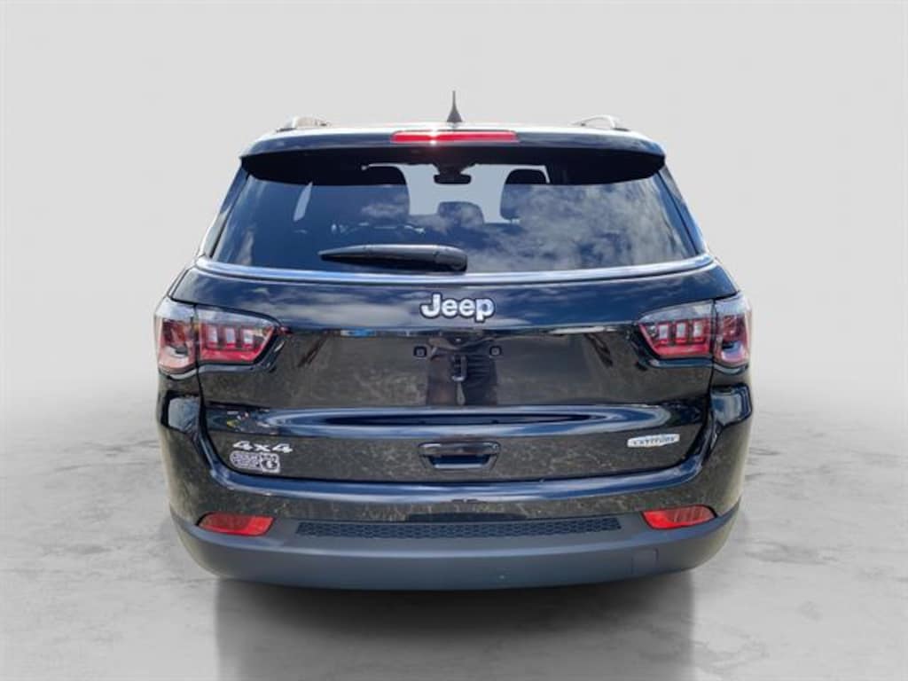 Used 2023 Jeep Compass Latitude