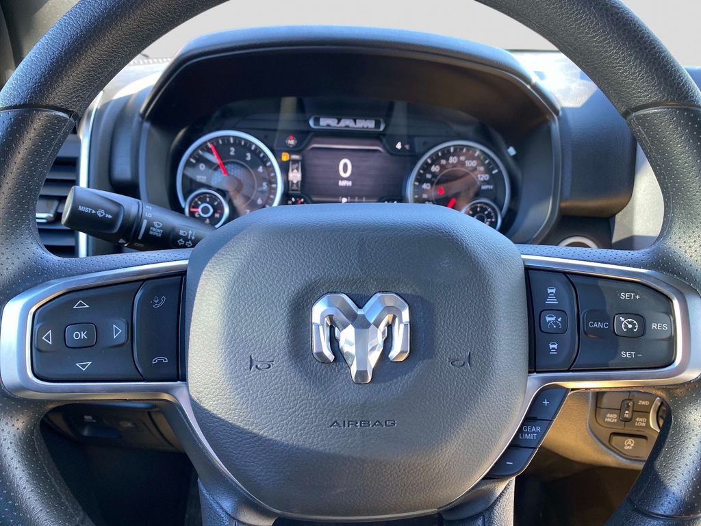 2026 RAM 1500 Express - Photo 13