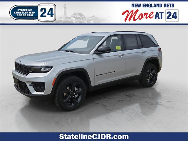 2025 Jeep Grand Cherokee Altitude's photo