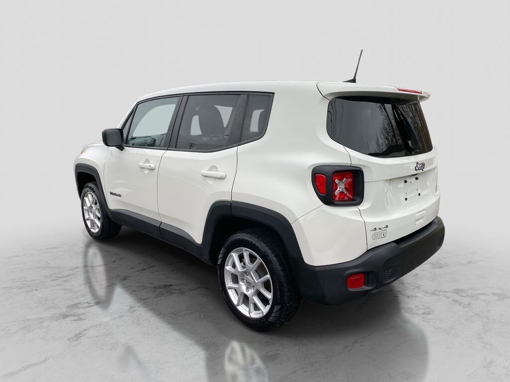 Used 2023 Jeep Renegade Latitude SUV