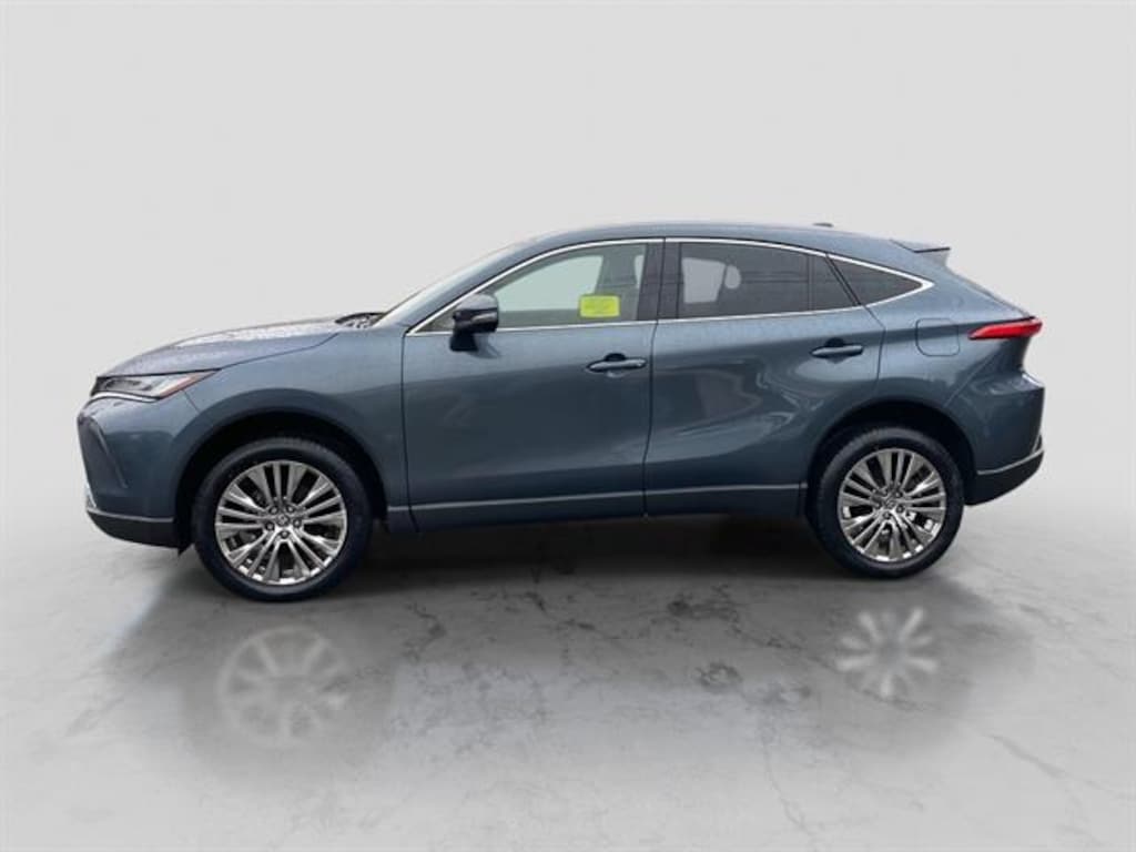 Used 2022 Toyota Venza LE