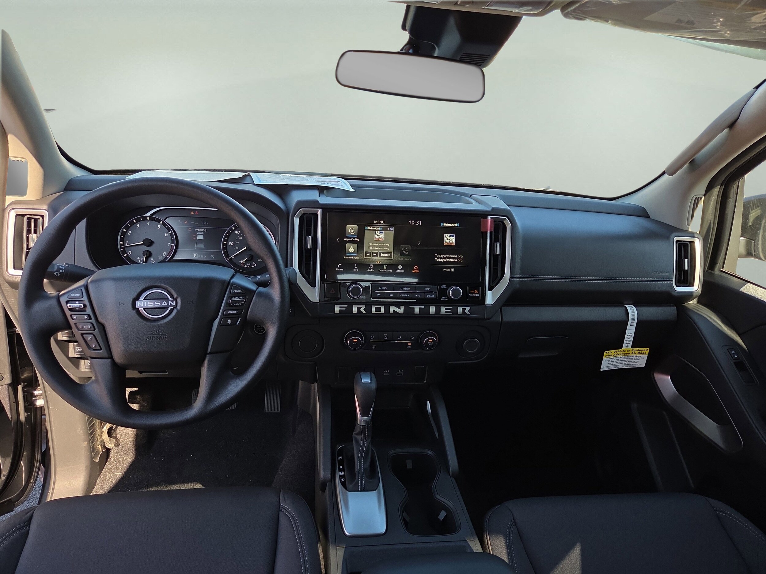 2025 Nissan Frontier King Cab SV photo 2