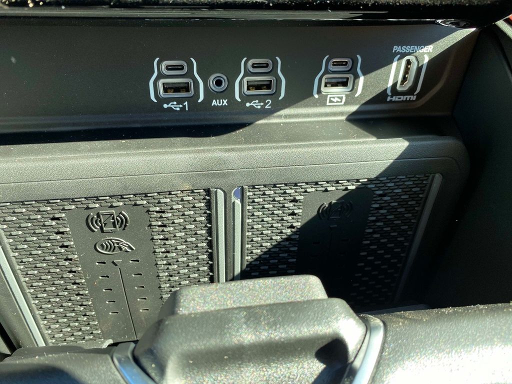 2026 RAM 1500 Rebel - Photo 13